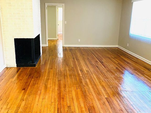 2nd image of 3598 Wareingwood Dr