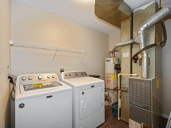 3rd image of 683 Greenfield Ct APT B1