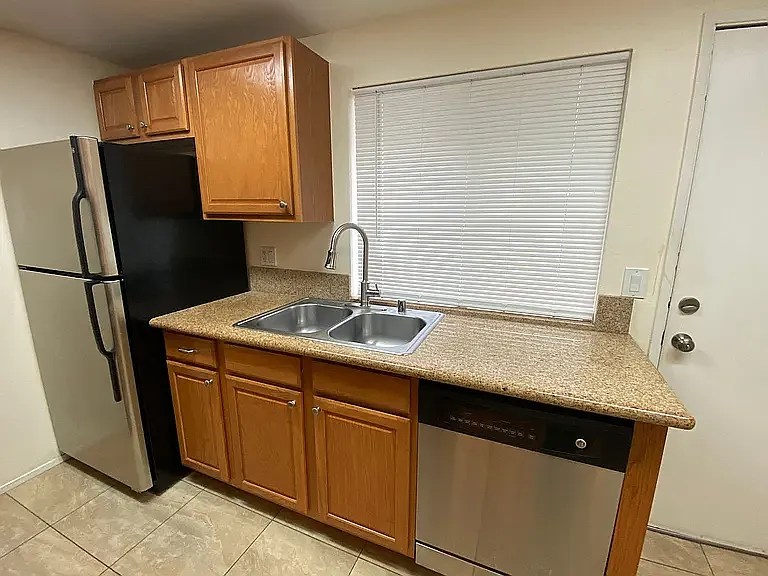 935 Jamacha Rd #B — Photo 6