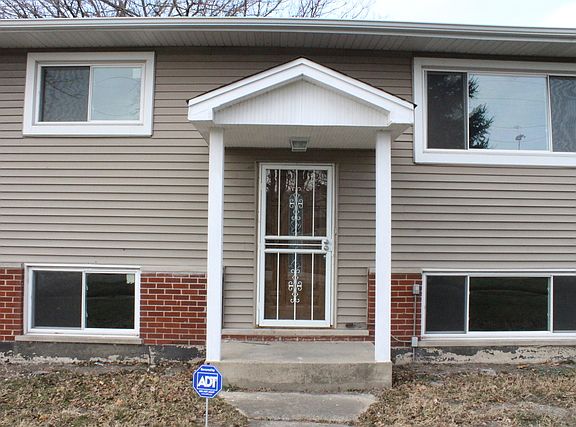 2nd image of 16506 Park Ave