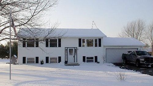2nd image of 31735 Hollie Ln