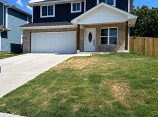 5620 Carver Dr, Fort Worth, TX 76107