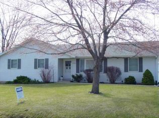 3304 Willardshire Rd, Joliet, IL 60431