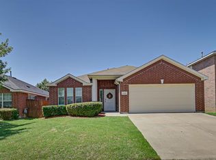 8120 Tierra Del Sol Rd, Arlington, TX 76002