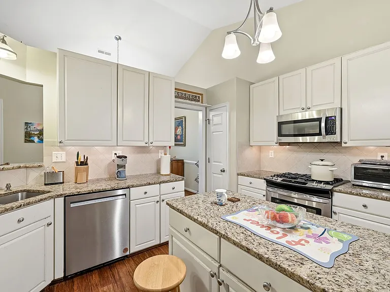 1634 Brightfield Pl — Photo 15