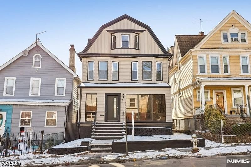1st image of 51 Wilcox Ave