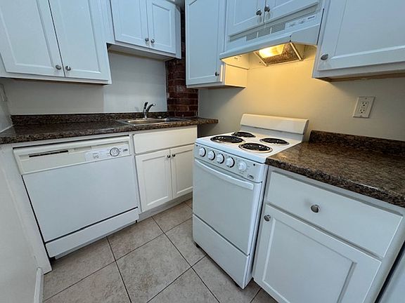 5th image of 368 S Atlantic Ave APT 7