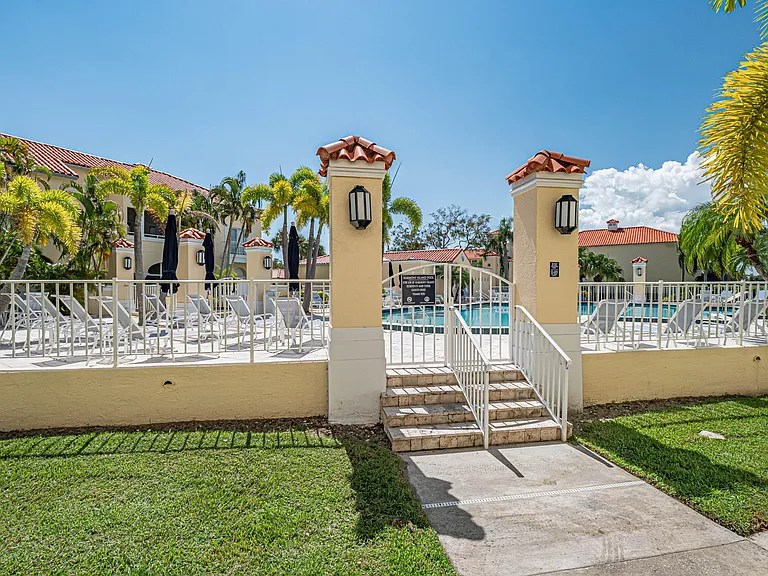 5060 Harmony Cir #105 — Photo 32