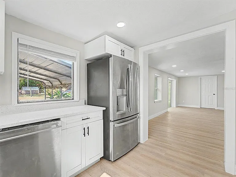 7708 Maryland Ave — Photo 8