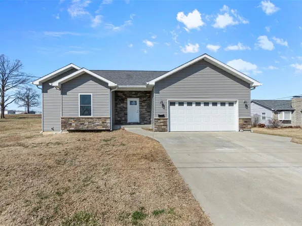 916 Bruce St, Perryville, MO 63775