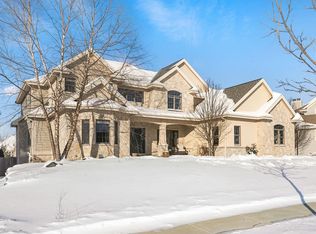 814 Big Stone Trl, Middleton, WI 53562
