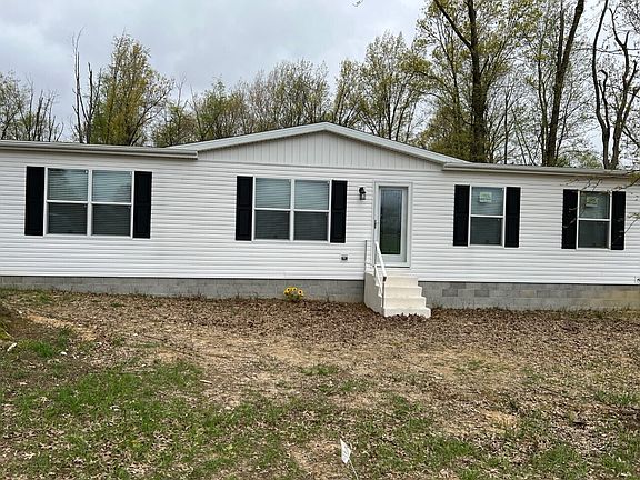 2nd image of 2400 Woodhurst Dr