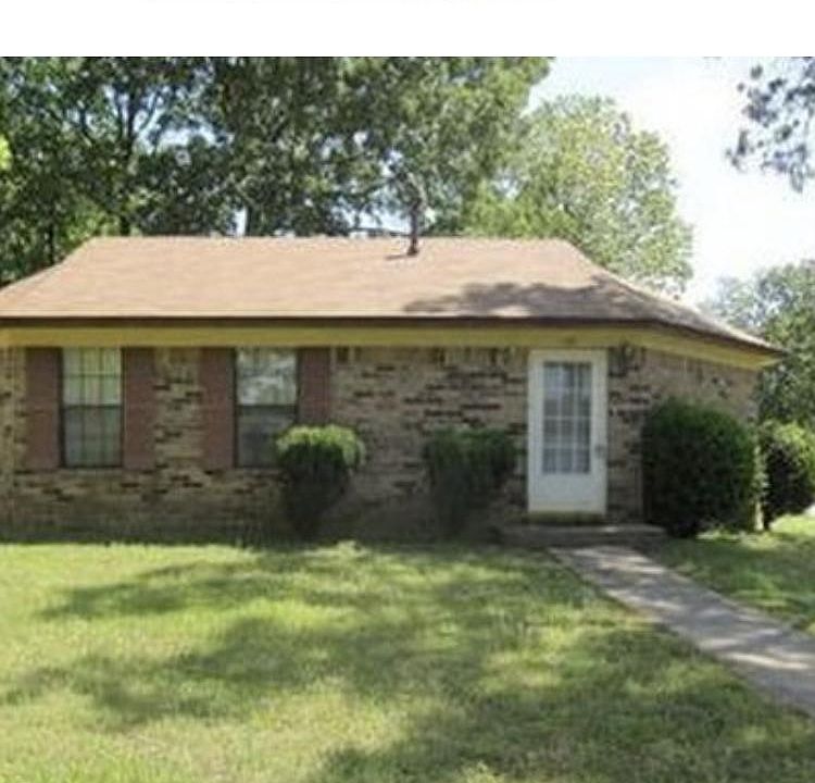 107 Shady Oak