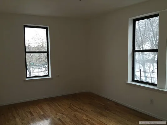 Rented by Sovereign Associates | media 2