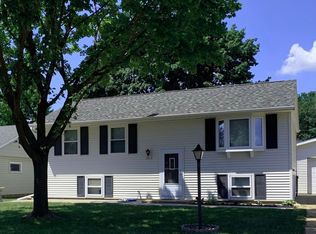 1217 La Crosse St, Onalaska, WI 54650