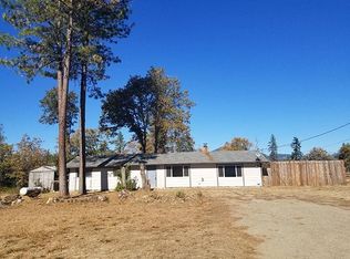 1122 Pleasant Valley Rd, Merlin, OR 97532