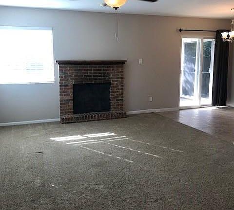 2nd image of 2631 Harbor Cv APT C