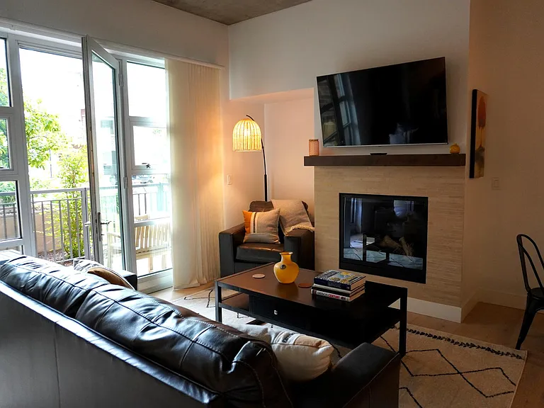 3301 Arapahoe Ave #104 — Photo 4