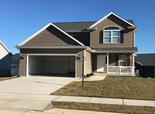 10704 N Sawmill Ln, Dunlap, IL 61525