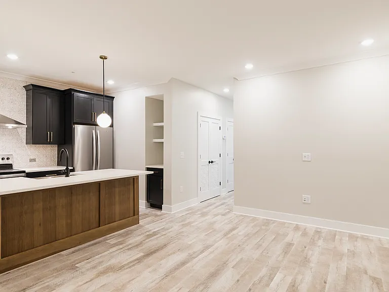525 Ridge Street — Photo 22