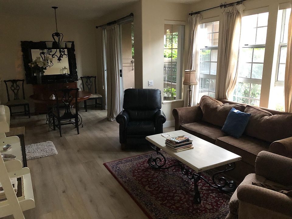 1st image of 31 Promontory Park