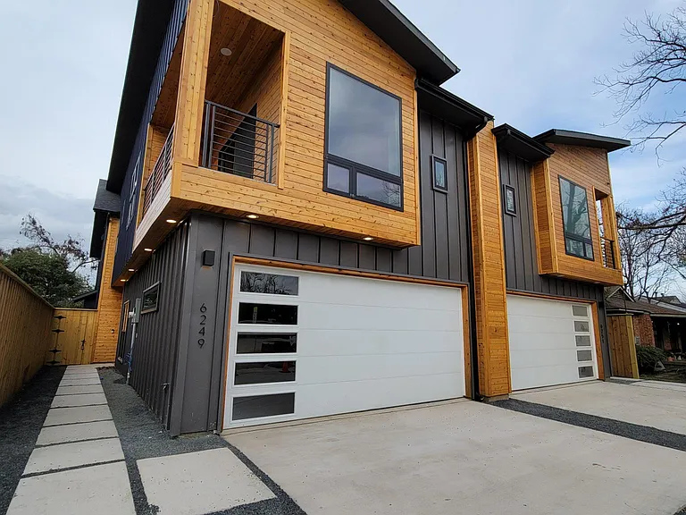 6249 Saint Moritz Ave — Photo 1