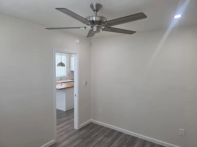 100 E Plymouth St #100 — Photo 8