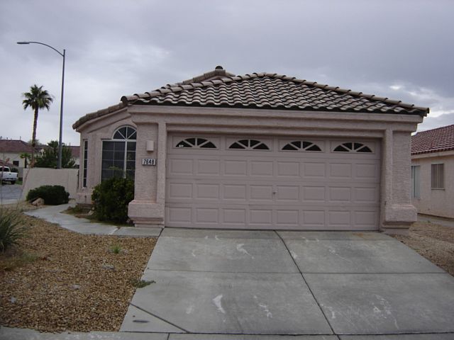 FRONT EXTERIOR