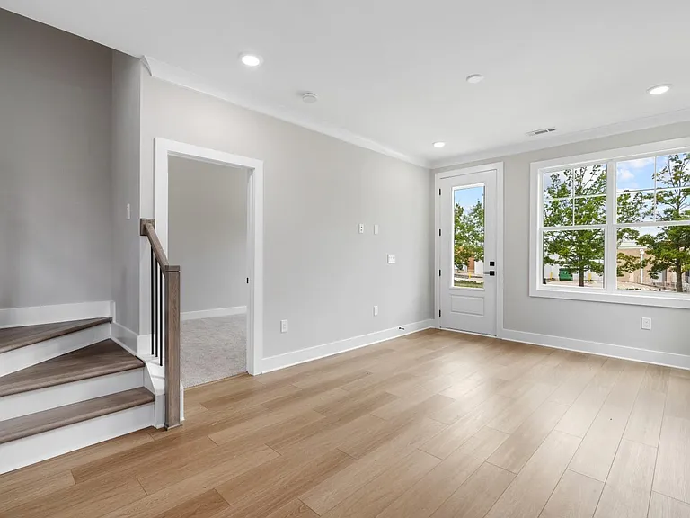 6104 Fox Rd — Photo 17