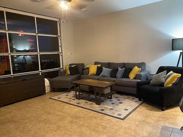 1 bed, 691 sqft, $1,750 — Photo 4