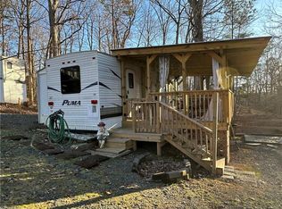 121 Sparrow Ln, New London, NC 28127