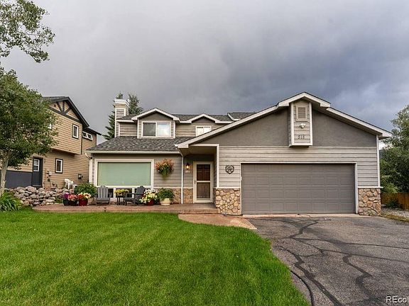 2nd image of 518 Bighorn Circle