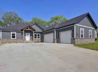 2169 Buckhorn Rd, Ozark, MO 65721