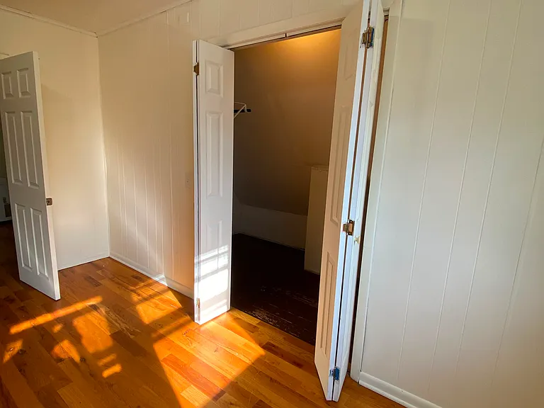44 Washington St #3 — Photo 5