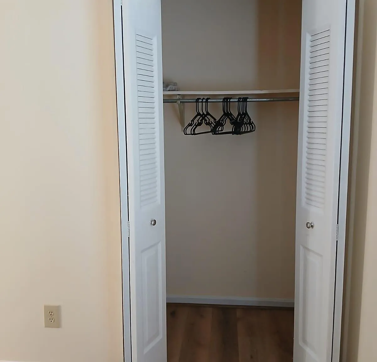 2 bed, 1021 sqft, $1,150 — Photo 1