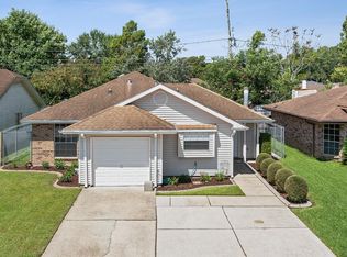 2415 S Sugar Ridge Dr, La Place, LA 70068