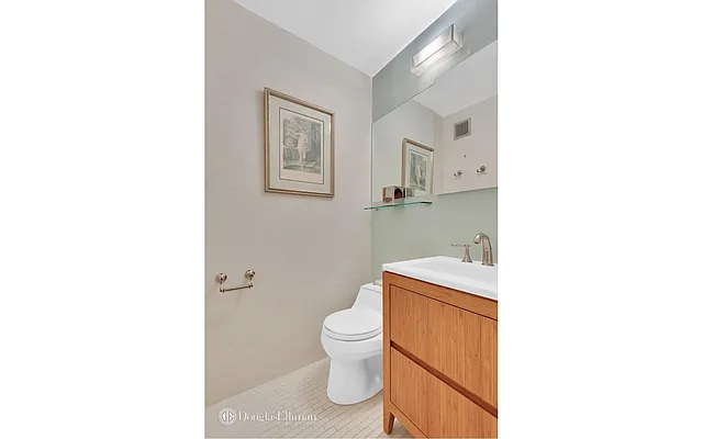 Sold by Douglas Elliman | media 8
