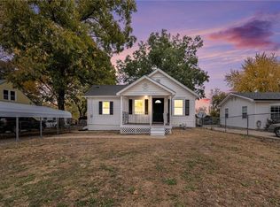 5234 Klamm Rd, Kansas City, KS 66106