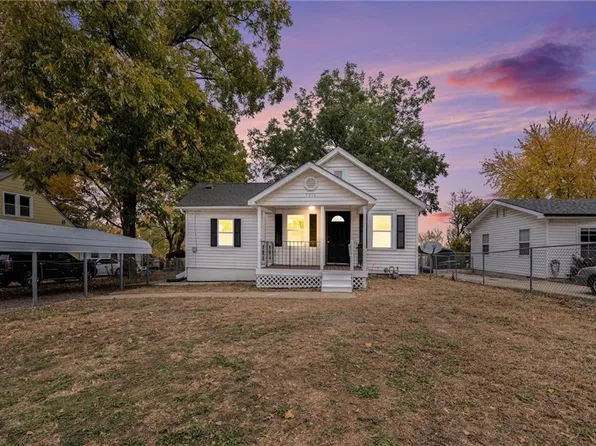 5234 Klamm Rd, Kansas City, KS 66106