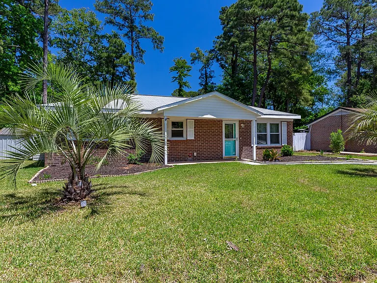 4070 Long Line Ln — Photo 2