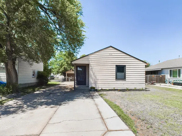 224 SW 7th St, Newton, KS 67114
