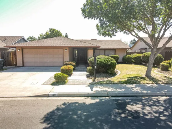2000 Lincoln Oak Dr, Modesto, CA 95355