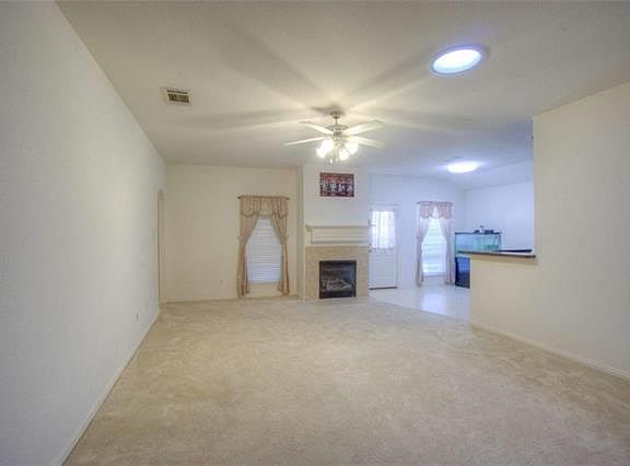 5th image of 1323 Nathan Dollar Ln