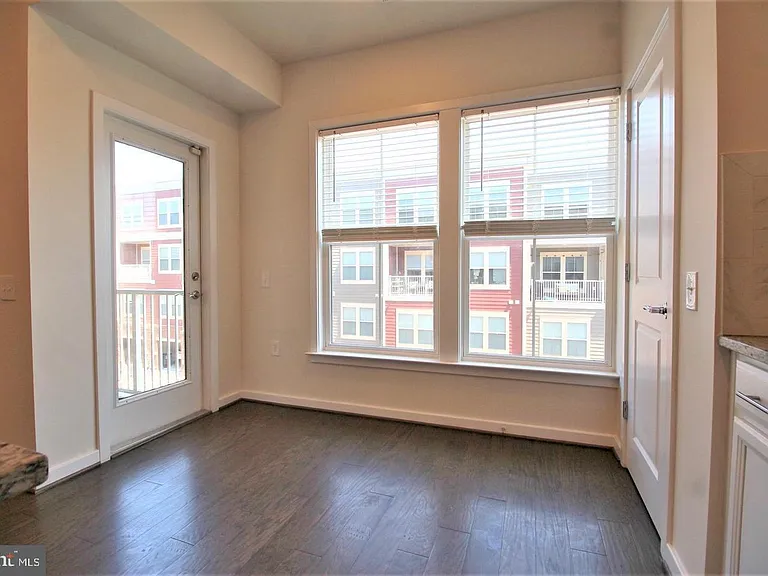 3974 Norton Pl #50 — Photo 13