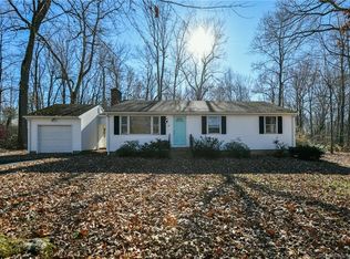 29 Hungerford Ln, Harwinton, CT 06791
