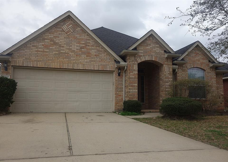 1st image of 24502 Eagle Haven Dr