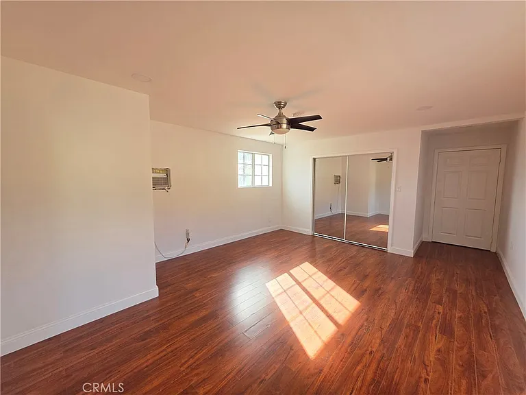 13501 Egbert St — Photo 54