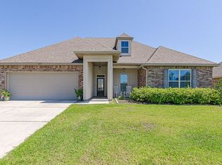 558 Ponderosa Dr, Ponchatoula, LA 70454