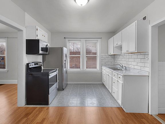 3rd image of 4013 Wilmington Ave Floor 1
