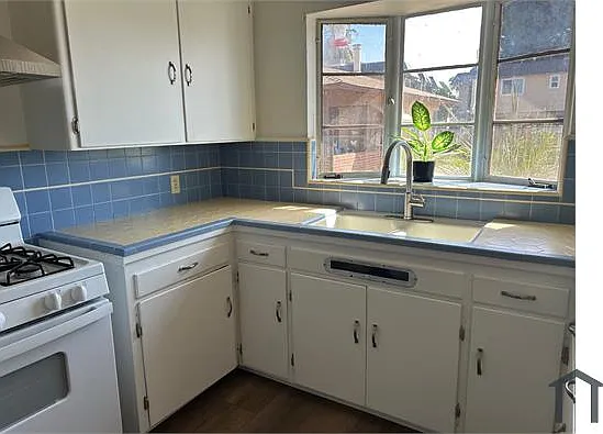 1 bed, 865 sqft, $1,350 — Photo 4